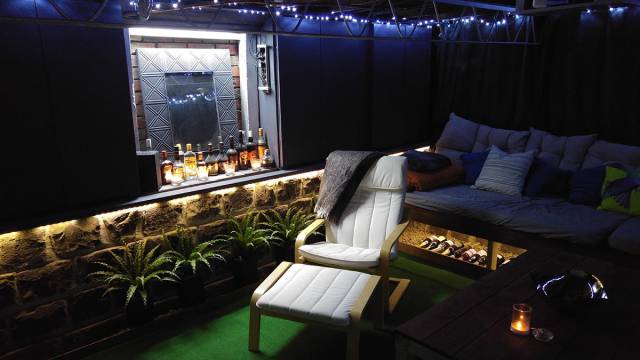 A Basement Room Turned Into An Awesome DIY Home Cinema