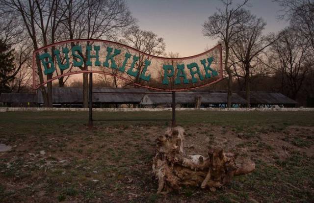 This Old Abandoned Amusement Park Doesn