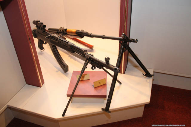 70 Years Of Confiscated Weapons Are Displayed By The Moscow Police