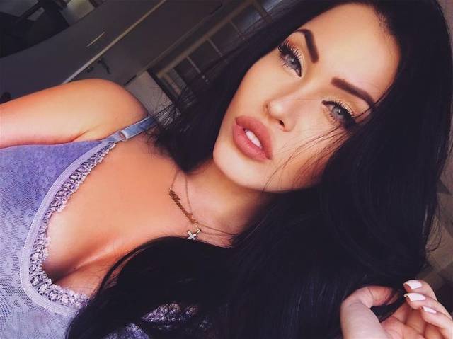 25 Hottest Girls Of Instagram That Will Thrill Your Imagination 25 Hottest Girls Of Instagram That Will Thrill Your Imagination