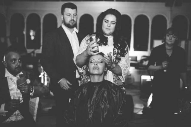 Bride Shaves Her Head At The Wedding To Support Her Terminally Ill Groom