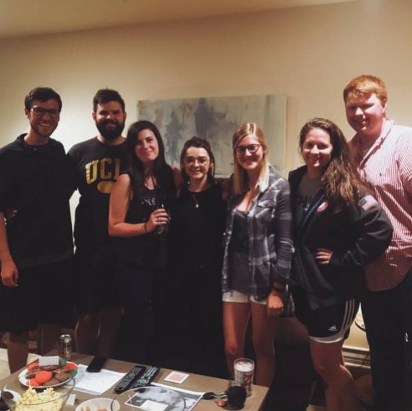 Maisie Williams Surprised Some Lucky Fans Of The "Game Of Thrones" Show By Crashing Their Viewing Party