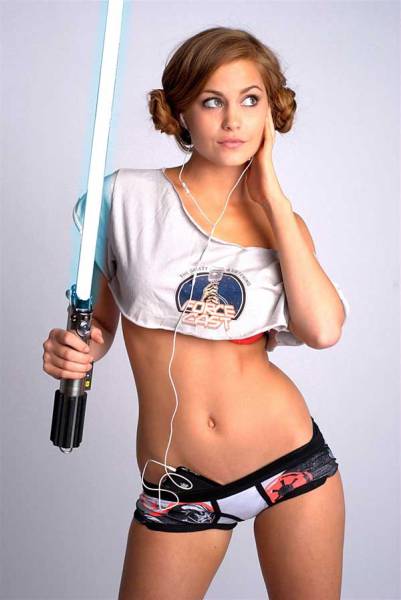 Smoking Hot Star Wars Cosplay Ladies That Will Brighten Your Day Smoking Hot Star Wars Cosplay Ladies That Will Brighten Your Day