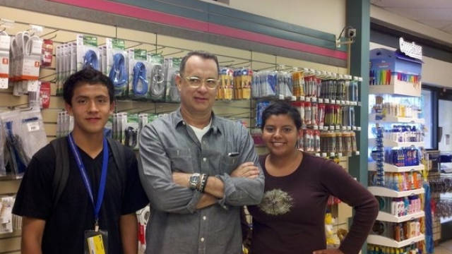 Hilarious But Awkward Photos Of Celebrities With Their Fans Hilarious But Awkward Photos Of Celebrities With Their Fans