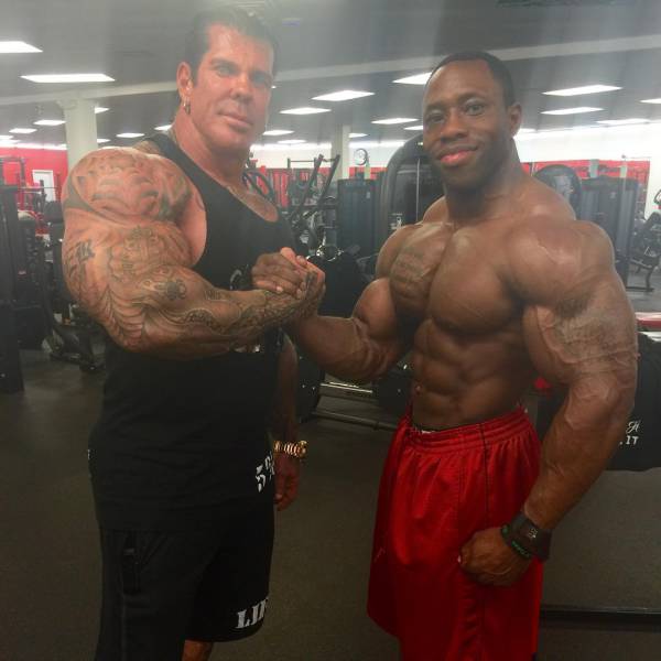 140 Kg Bodybuilder From L.A. Takes Steroids Since He Was A Teen And Has An Insanely Huge Body