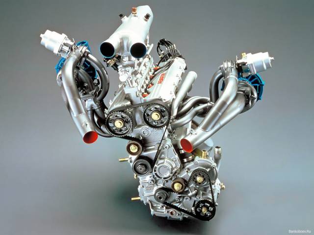 For All The Lovers Of Amazing Beauty Of Engines