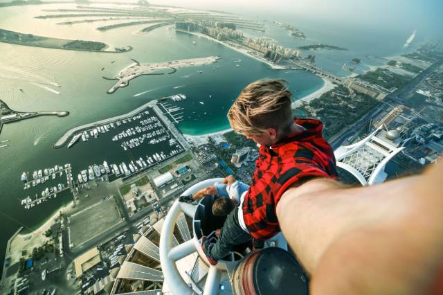 Russian Daredevil Captures Insane And Vertigo-Inducing Cityscapes From High Above The Ground