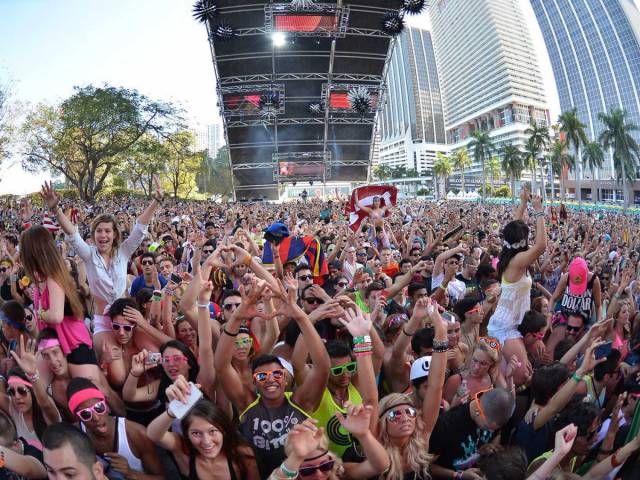 The Biggest And Wildest Parties Around The Globe That Are Worth Going To