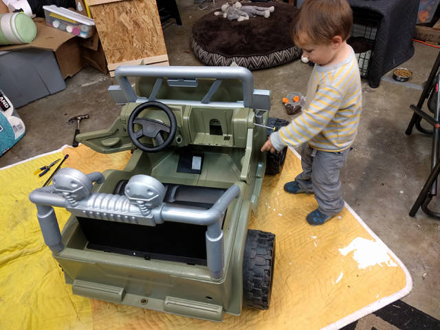 Dad Makes A Great Gift To His 3 Y.O. By Restoring Old Pink Power Wheels