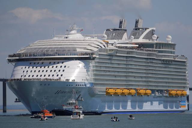 The Largest Passenger Ship In The World Cost $1 Billion And Is Ready To Brave The Seas