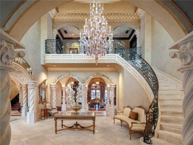 If You Have Some $32 Million This Mansion In Texas Can Be Yours