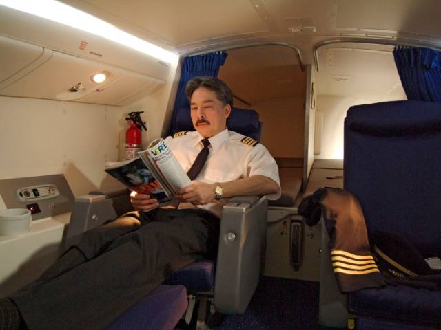Secret Places On A Plane Where Flight Attendants And Pilots Can Rest And Relax