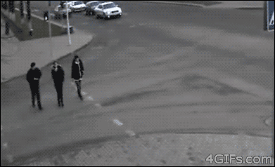 These Gifs Vividly Show What “Oh Shit” Moments Are