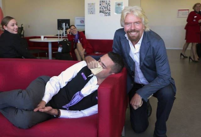 Here’s What Happened After Richard Branson Caught His Employee Sleeping On The Job