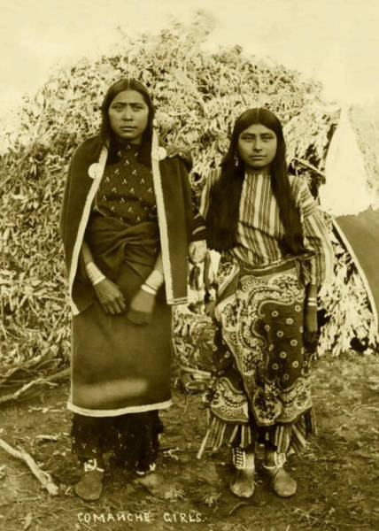 Beautiful Portraits Of Native American Teen Girls From 1800-1900