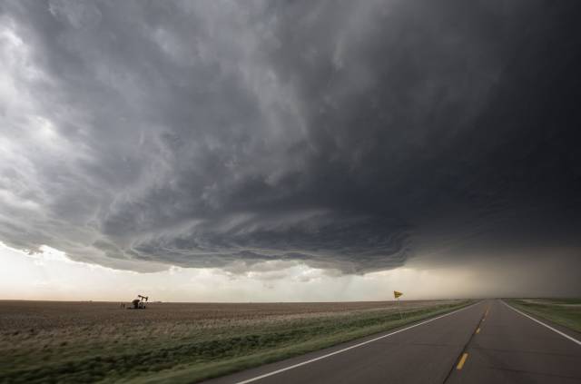 Incredible Weather Photos Captured By A Storm Chaser Kelly DeLay