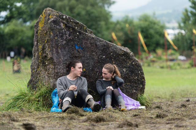 Heavy Rains Turned Glastonbury Site Into A Mudbath Creating A Chaos And A Headache For Festival Organizers Heavy Rains Turned Glastonbury Site Into A Mudbath Creating A Chaos And A Headache For Festival Organizers