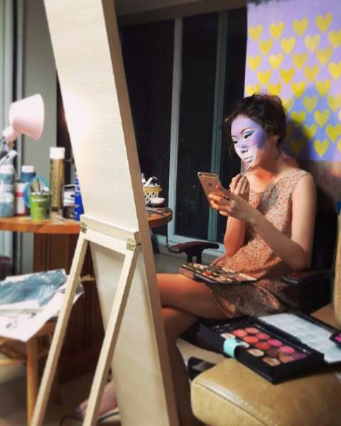 Korean Visual Artist Creates Amazing Optical Illusions With Her Own Face