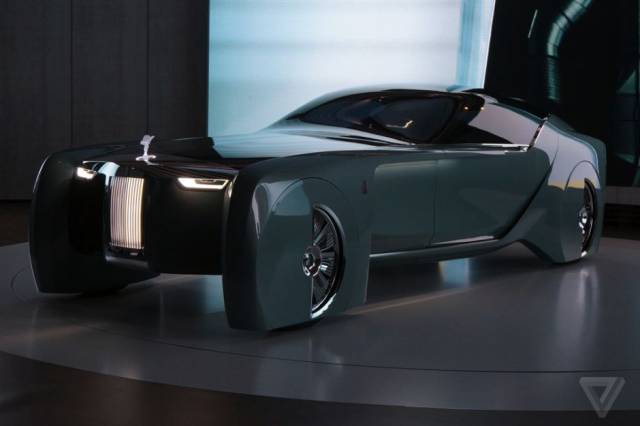 This Futuristic Version Of Rolls-Royce Drives Without A Steering Wheel