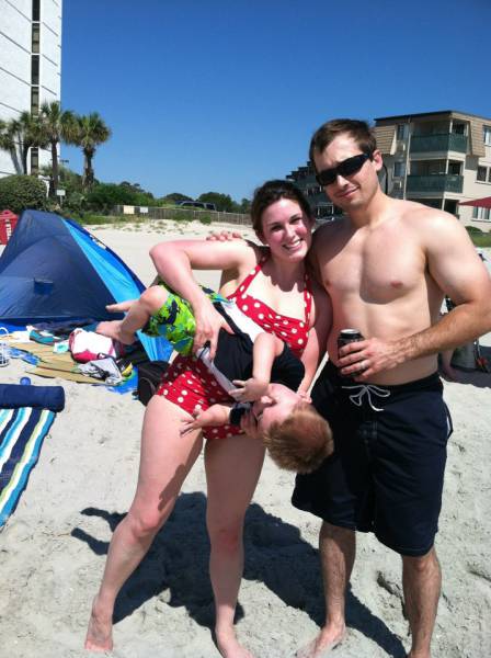 Some Truly Awkward Vacation Photos
