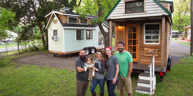 Couple Travels Country In Their Tiny House They’d Built Themselves For Under $20,000