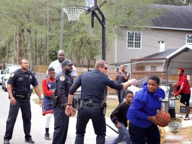 Heartwarming Pictures That Will Restore Your Faith In Humanity