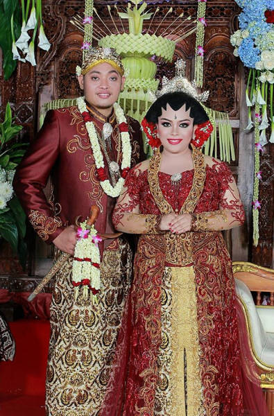 Traditional Wedding Outfits From Different Countries Of 