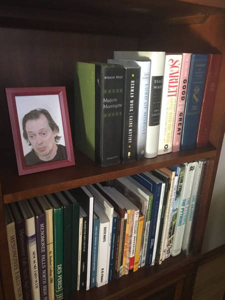 Guy Replaces Family Photos One By One With Steve Buscemi