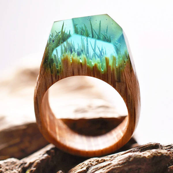 These Rings, With Beautiful Landscapes Trapped Inside, Are Absolutely Stunning
