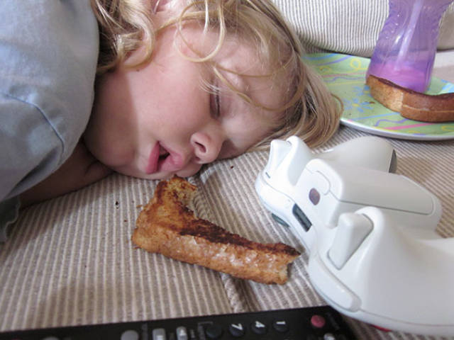 Kids Have This Amazing Ability When They Can Literally Fall Asleep Anywhere