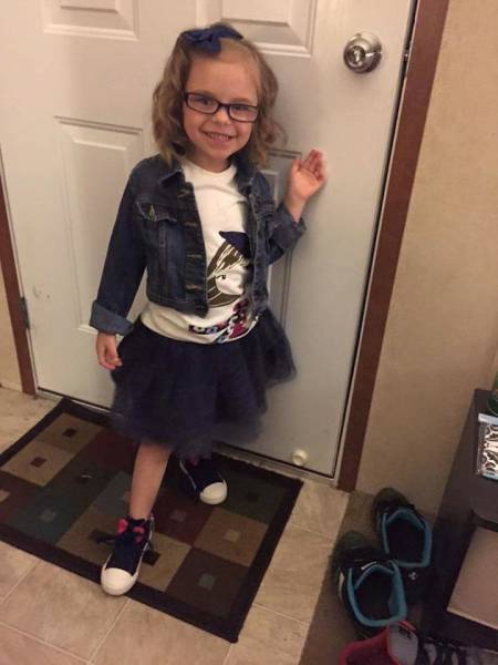 Funny Photos Of A Little Girl Before And After The First Day Of School