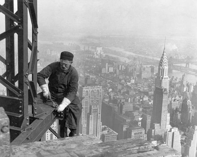 Photos That Show Iconic Monuments And Landmarks Of The US Being Built