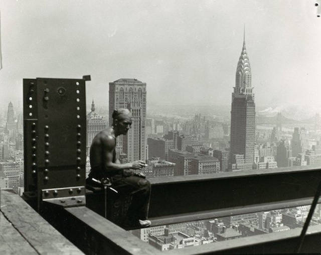 Photos That Show Iconic Monuments And Landmarks Of The US Being Built