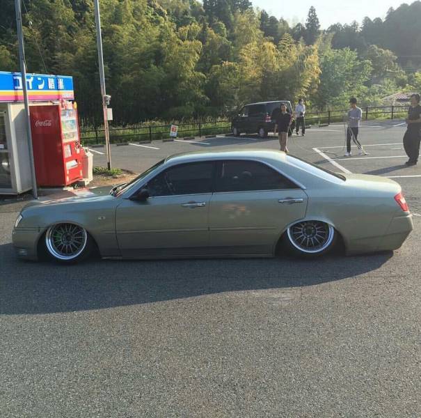 Problems Of Having A Slammed Car