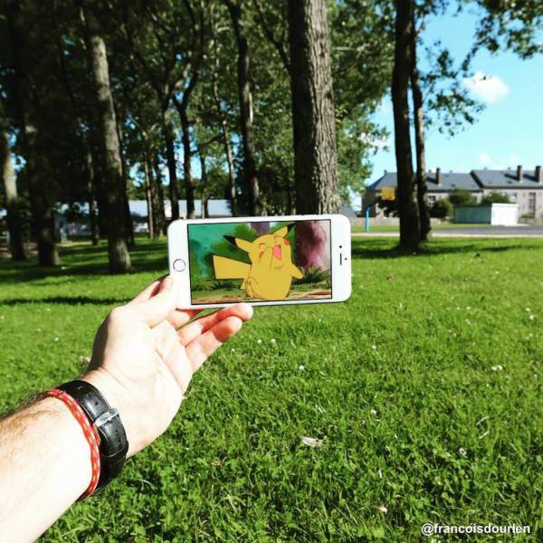 ‘Reality Revisited’ Project Where iPhone Photos Are Perfectly Placed