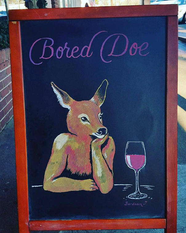 Funny And Clever Sidewalk Chalk Sings Helped A Bar To Increase The Sales