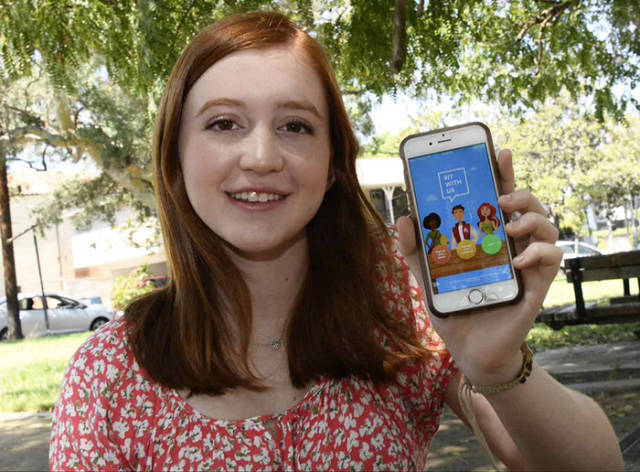 Bullied Girl Creates A Mobile App To Help Lonely Students To Find Lunch Buddies