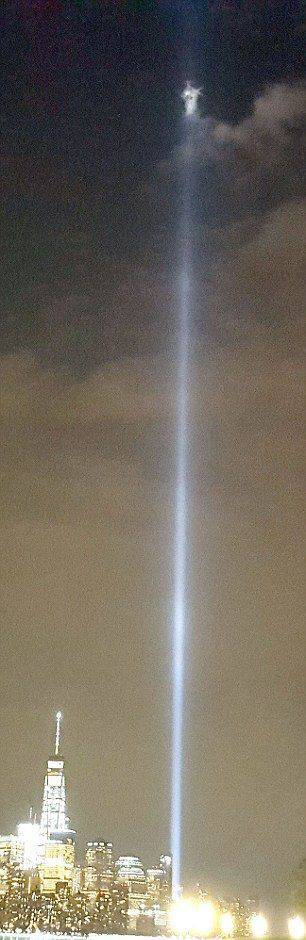 Photographer Notices Something Interesting In The Beams Of The 9/11 Tribute Lights