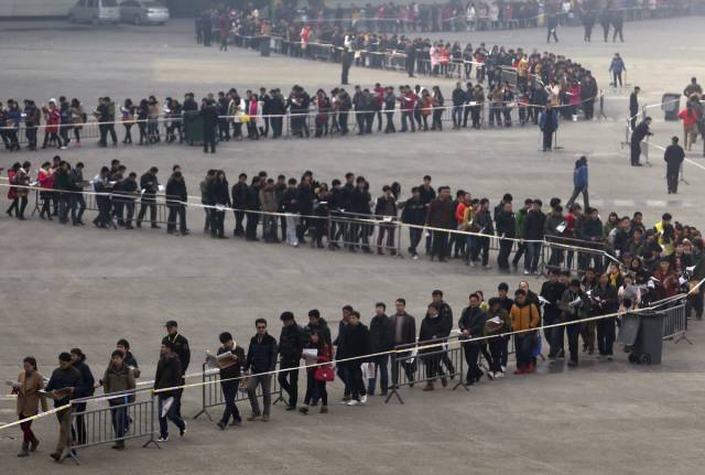 Stunning Photos That Show How Incredibly Crowded China Is