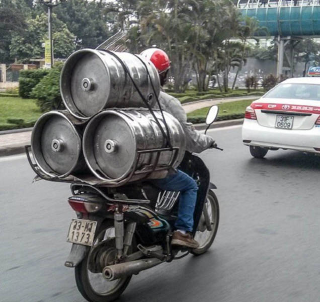 You’d Be Surprised To Learn What Crazy Loads A Simple Bike Can Carry