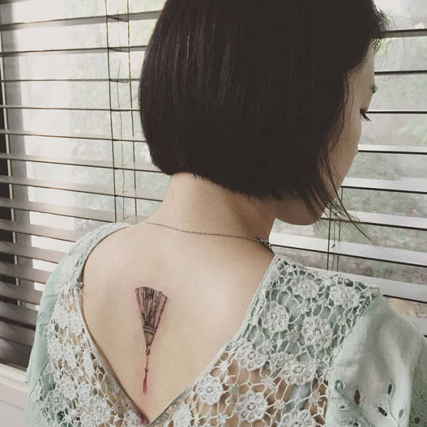 Lovely And Delicate Minimalist Tattoos By A Korean Artist