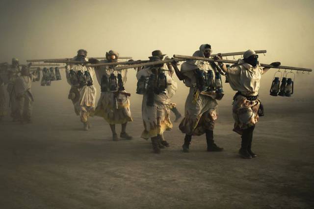 Outlandish Photos From Burning Man Festival Captured By Victor Habchy