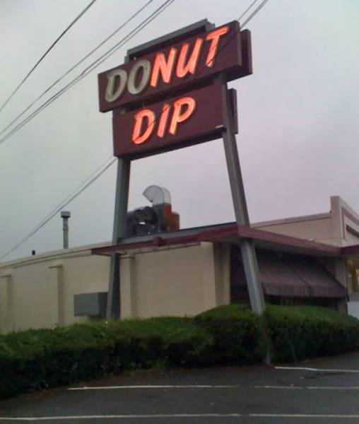 These Broken Neon Signs Now Have Completely New And Funny Meanings