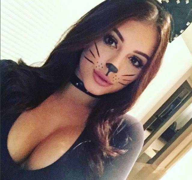 Amex Adult Chat Rooms Blond cheerleader groped on train porn tube