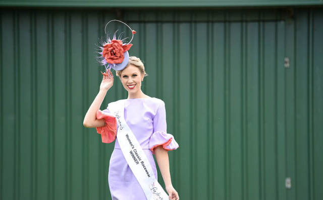 Extravagant And Glamorous Outfits Of The Geelong Cup Racegoers