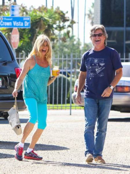 Goldie Hawn And Kurt Russell Don’t Care About The Paparazzi