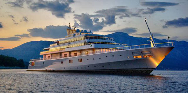 The Top 25 Most Luxurious And Most Expensive Yachts In The World