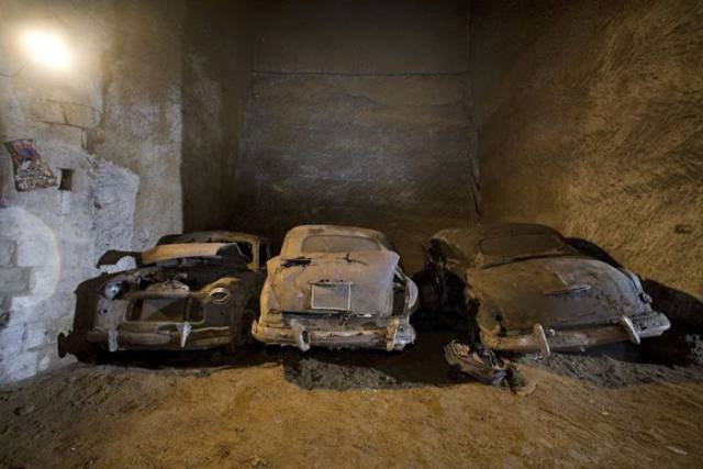 There Are Hundreds Of Old Abandoned Vehicles Buried Under Naples