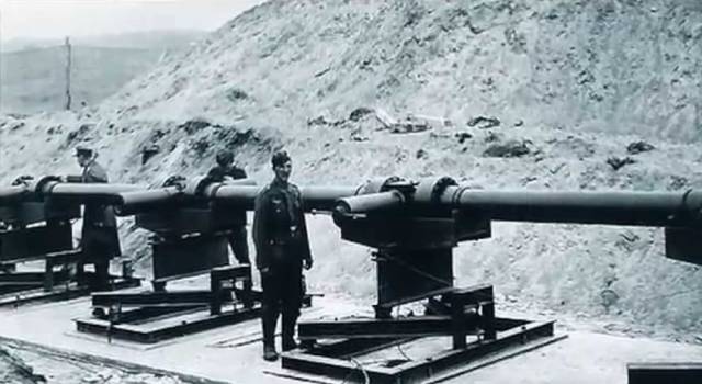 Schwerer Gustav Super Cannon - The Most Useless Weapon Ever Made 