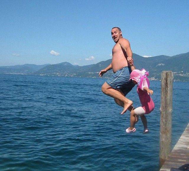 People Who Nailed Perfect Timed Photos
